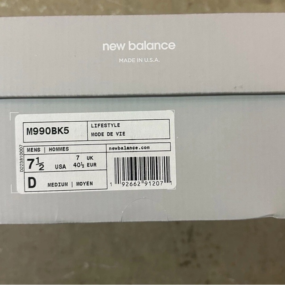 New Balance Light Gray Shoe Box with Model M990BK5 Label
